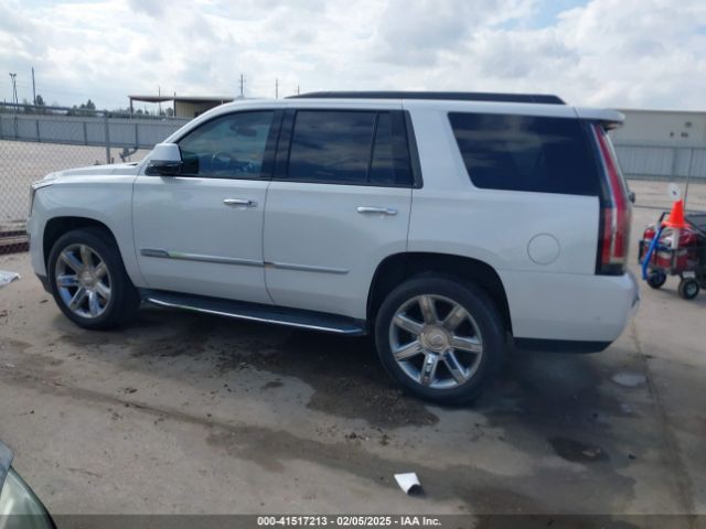 1GYS3BKJ2HR145088 Cadillac Escalade Luxury