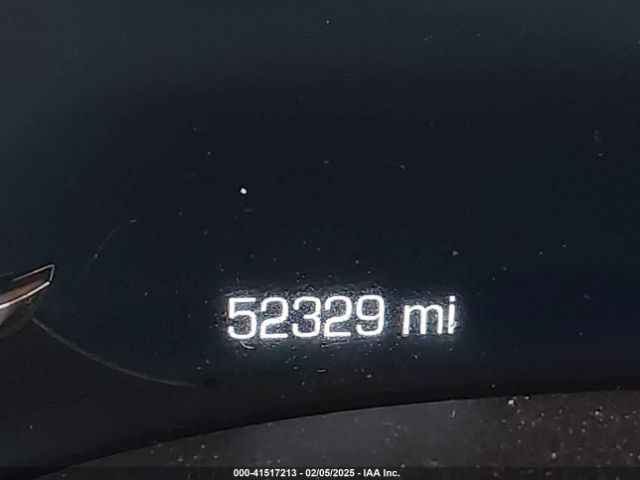 1GYS3BKJ2HR145088 Cadillac Escalade Luxury