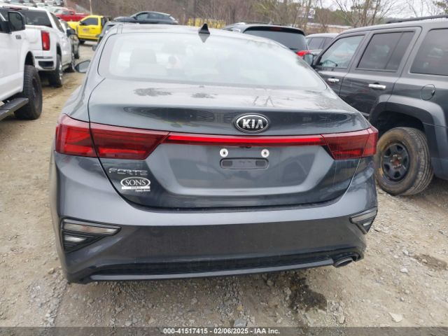 3KPF24AD4KE052321 KIA Forte Lxs