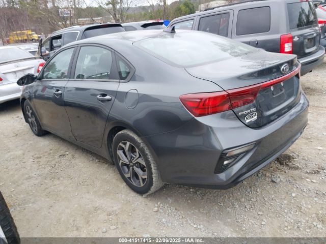 3KPF24AD4KE052321 KIA Forte Lxs