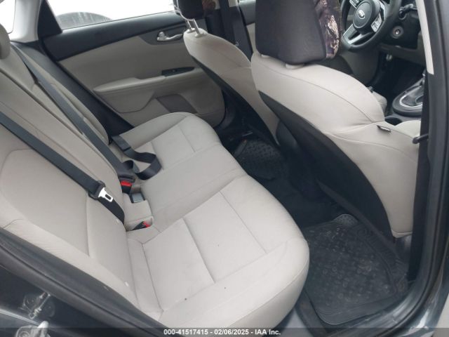 3KPF24AD4KE052321 KIA Forte Lxs
