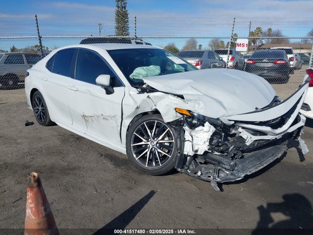 4T1G11AK8PU117566 Toyota CAMRY SE