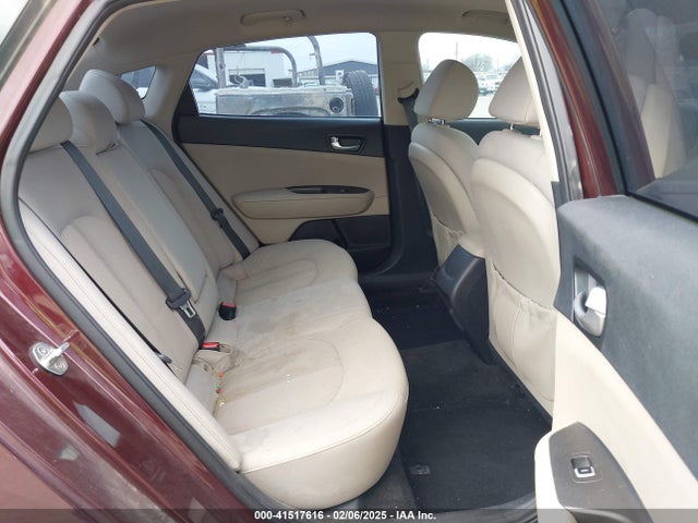 5XXGT4L30JG206020 KIA Optima Lx