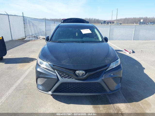 4T1B11HK0JU536793 Toyota CAMRY SE