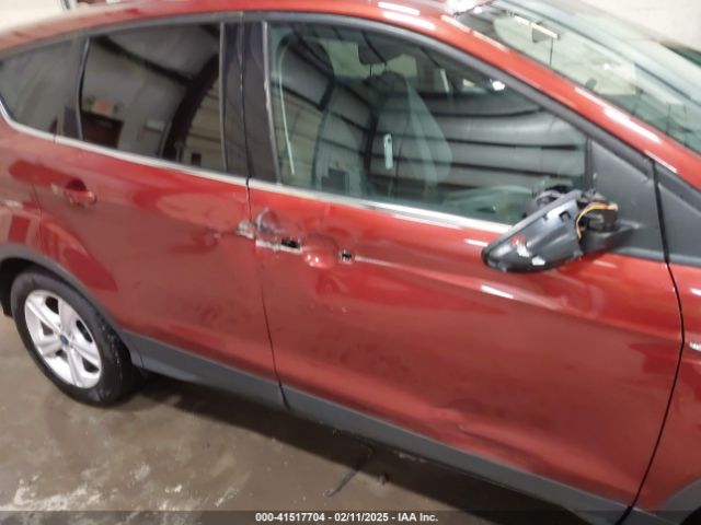 1FMCU9G95GUC45479 Ford ESCAPE SE