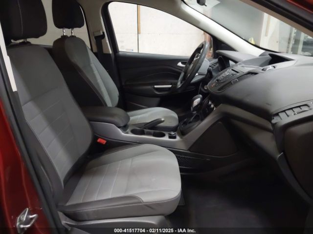 1FMCU9G95GUC45479 Ford ESCAPE SE