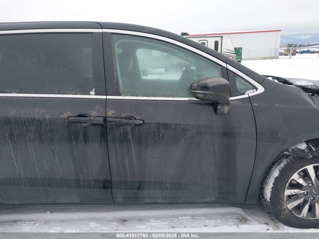 2C4RC1S74RR166667 Chrysler Pacifica Hybrid Select