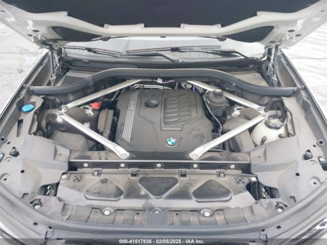 5UXCW2C08N9K77869 BMW X7 Xdrive40i