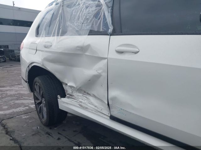 5UXCW2C08N9K77869 BMW X7 Xdrive40i