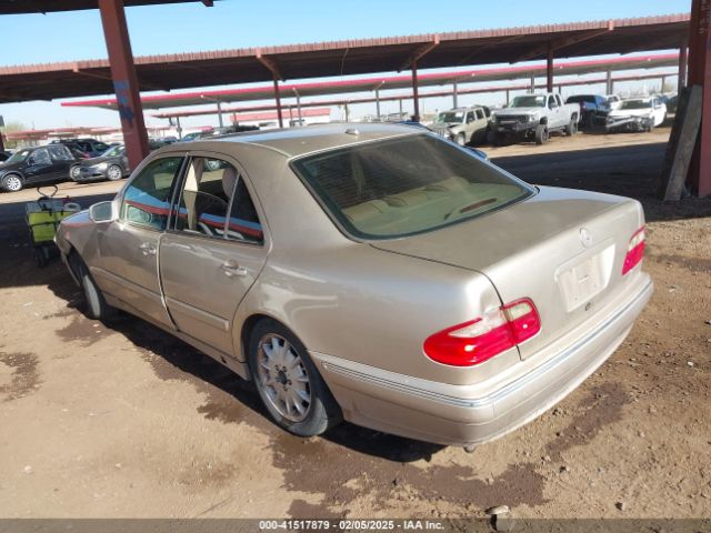2001 MERCEDES-BENZ E 320 WDBJF65J11B232599 Photo 2