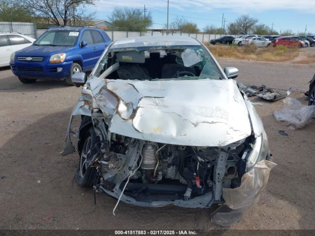 2HGFB2F7XFH527666 Honda CIVIC SE