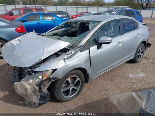2HGFB2F7XFH527666 Honda CIVIC SE