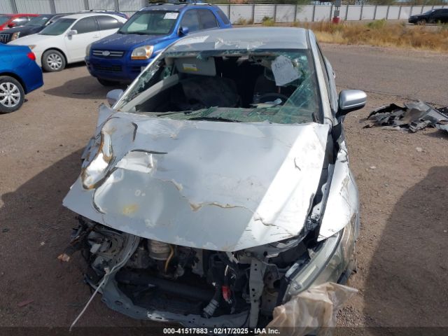 2HGFB2F7XFH527666 Honda CIVIC SE