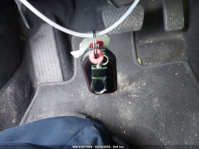19XZE4F19KE013582 Honda Insight Lx