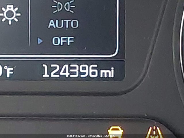 5XYPG4A38GG103942 KIA Sorento 2.4l Lx