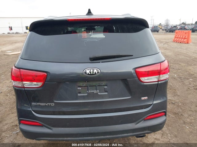 5XYPG4A38GG103942 KIA Sorento 2.4l Lx