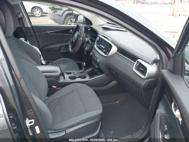 5XYPG4A38GG103942 KIA Sorento 2.4l Lx