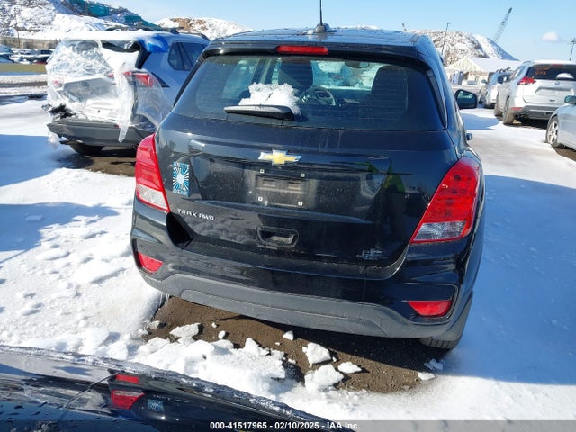 3GNCJNSB9JL192391 Chevrolet TRAX LS