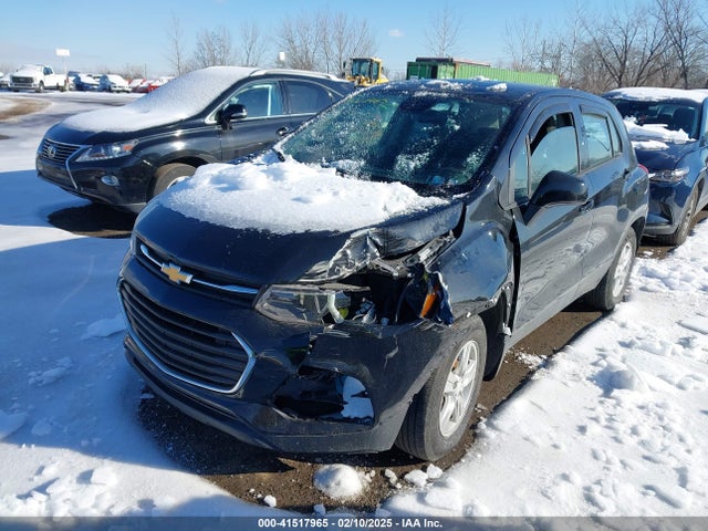 3GNCJNSB9JL192391 Chevrolet TRAX LS