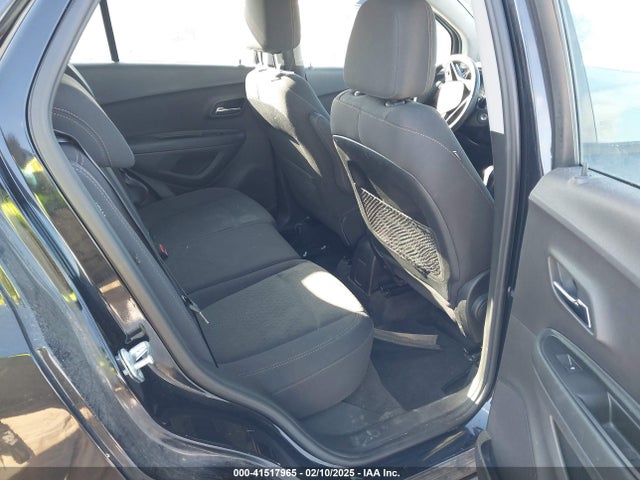 3GNCJNSB9JL192391 Chevrolet TRAX LS