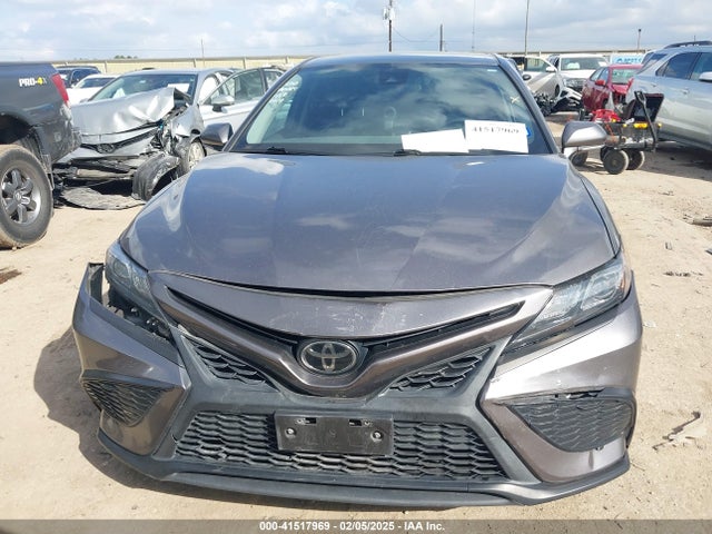 4T1G11AKXNU659247 Toyota CAMRY SE