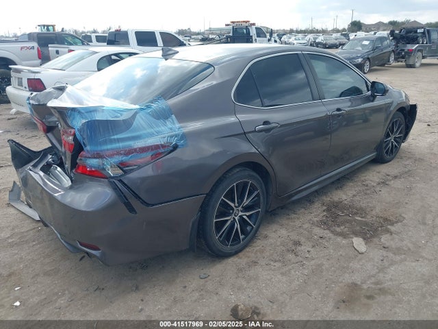 4T1G11AKXNU659247 Toyota CAMRY SE