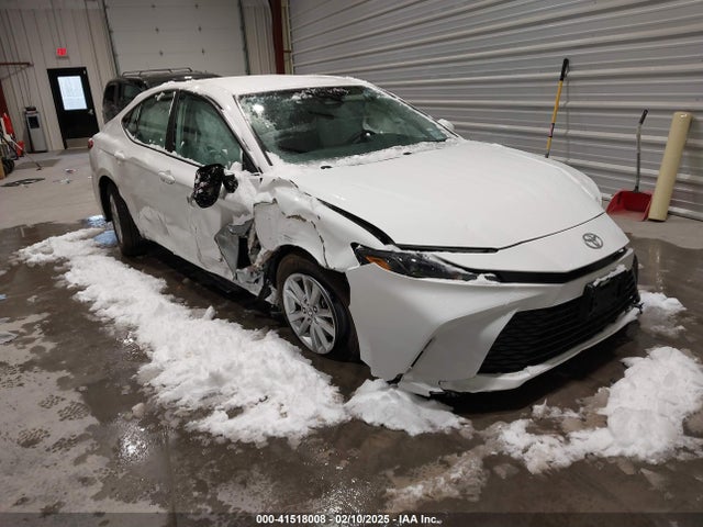 Toyota CAMRY LE 2025 4T1DAACK9SU058956 Image 1