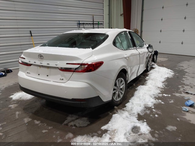 Toyota CAMRY LE 2025 4T1DAACK9SU058956 Image 4