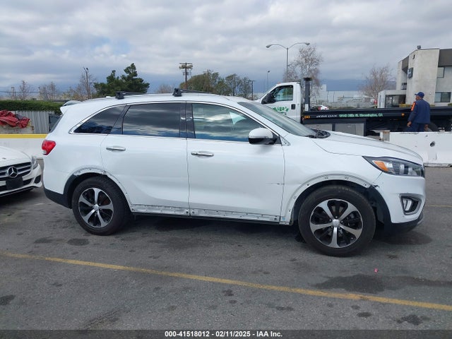 5XYPH4A57HG294186 KIA Sorento 3.3l Ex