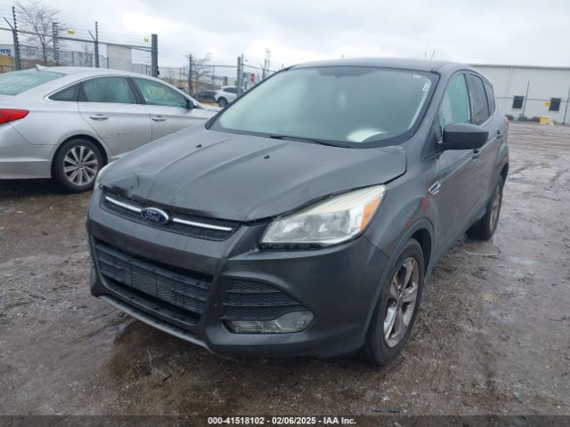 1FMCU0G7XFUC12860 Ford ESCAPE SE