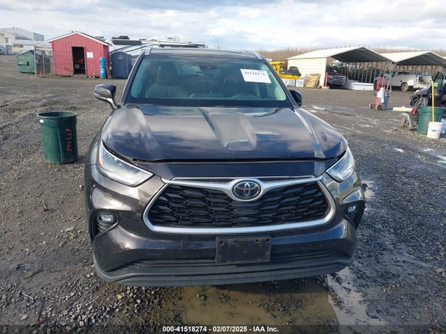 5TDGZRBH5MS145727 Toyota Highlander Xle