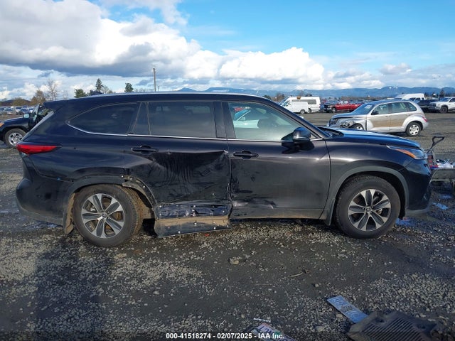 5TDGZRBH5MS145727 Toyota Highlander Xle