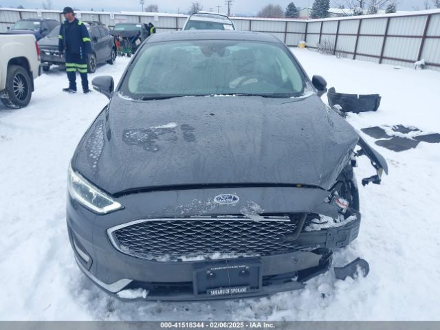 3FA6P0D93KR124254 Ford Fusion Titanium
