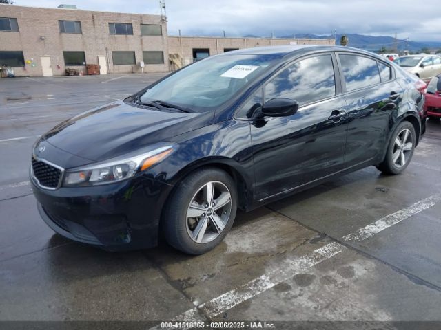 3KPFL4A79JE262984 KIA FORTE S