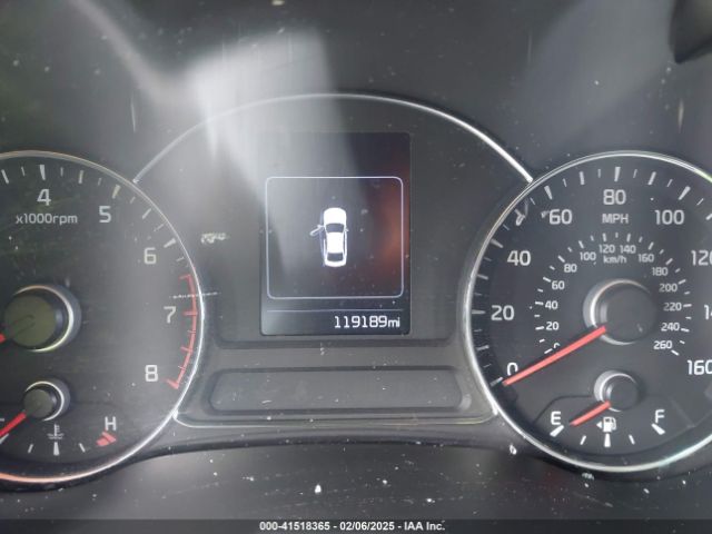 3KPFL4A79JE262984 KIA FORTE S