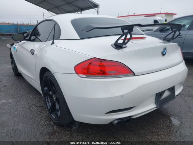 2013 BMW Z4 WBALL5C50DJ104364 Photo 2