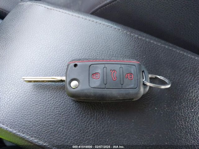 3VWD07AJ5EM238638 Volkswagen Jetta 1.8t Se