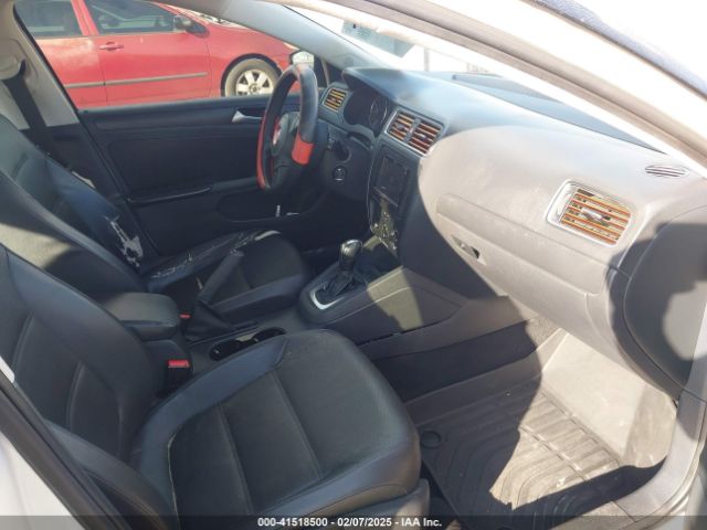 3VWD07AJ5EM238638 Volkswagen Jetta 1.8t Se