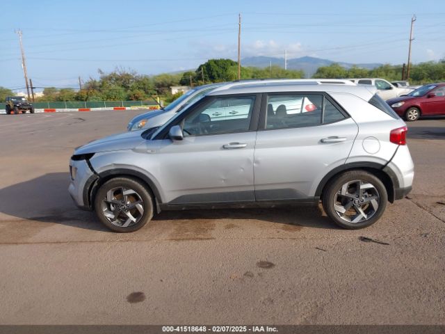 KMHRC8A38NU200321 Hyundai Venue Sel