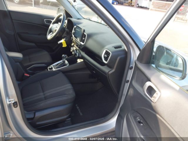 KMHRC8A38NU200321 Hyundai Venue Sel