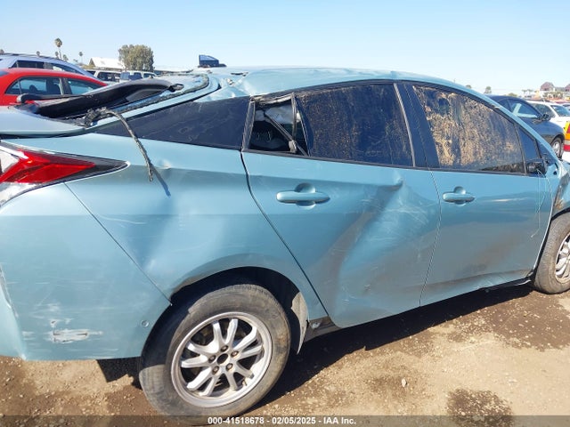 JTDKBRFU1H3558404 Toyota Prius Two
