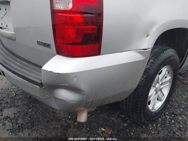 Продажа на аукционе авто 2011 Chevrolet Tahoe Ls, vin: 1GNSCAE06BR151039, номер лота: 41518697