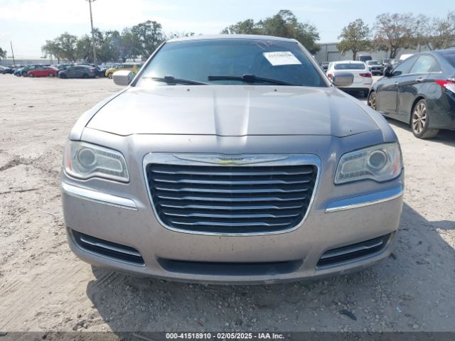 2C3CCAAG0EH220848 Chrysler 300