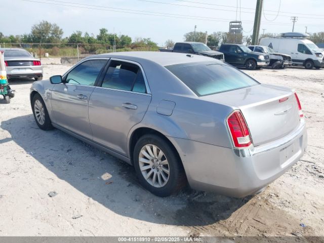2C3CCAAG0EH220848 Chrysler 300