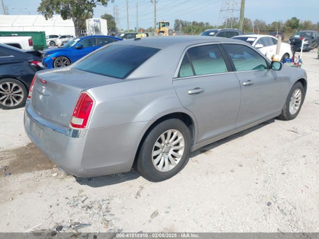2C3CCAAG0EH220848 Chrysler 300