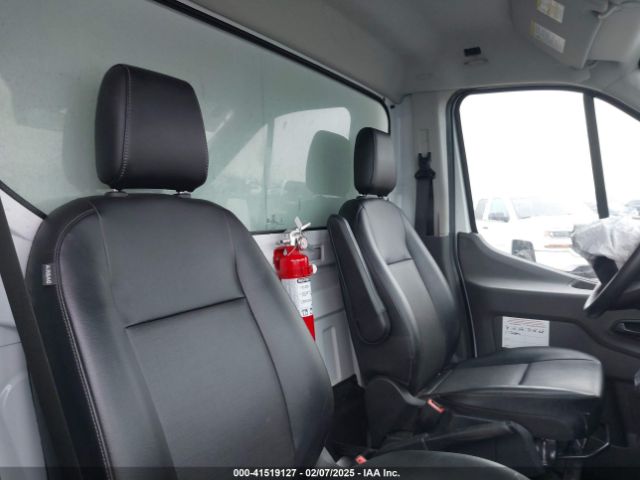 1FDBF6Z80NKA35910 Ford Transit-350 Cab
