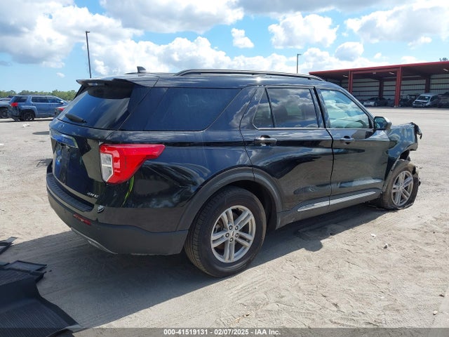 Ford EXPLORER XLT 2023 1FMSK8DH1PGB64811 Image 4