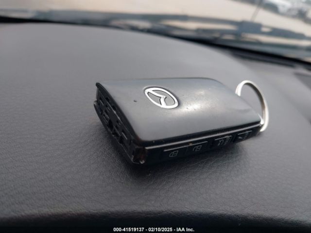 JM1BPABL4K1110113 Mazda MAZDA3