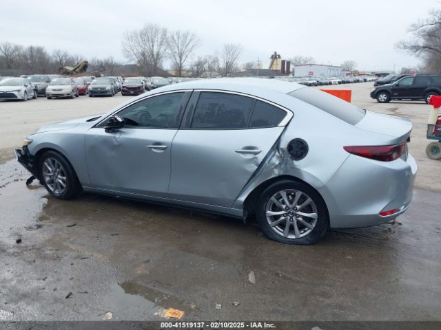 JM1BPABL4K1110113 Mazda MAZDA3