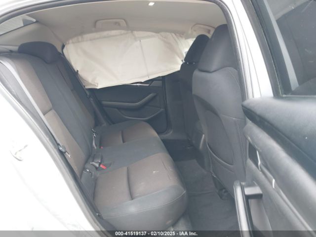 JM1BPABL4K1110113 Mazda MAZDA3
